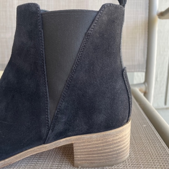 ACNE Black Suede Pointed Toe Ankle Boots EUC - Picture 2 of 12